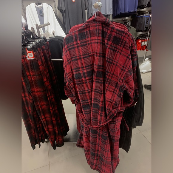 Majestic Dressing Gown (Burgundy) - Picture 2 of 3